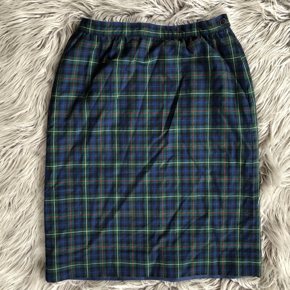 Vintage 80s Pendleton Wool Pencil Skirt in Black Watch Plaid, Size 10 - Picture 3 of 6